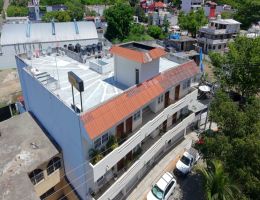 Foto 11 de Edificio en venta con locales y departamentos en Zihuatanejo