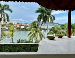 Foto 18 de Morros Porto Ixtapa | Villa en Venta con Jacuzzi Privado